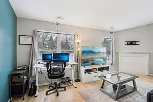 7035 Buchanan Dr, Gurnee, IL 60031 - Photo 7