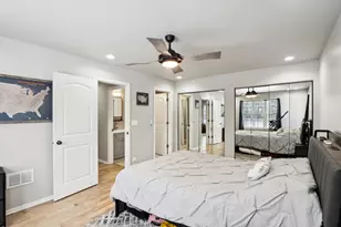 7035 Buchanan Dr, Gurnee, IL 60031 - Photo 15