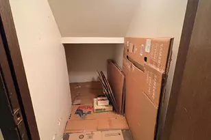 208 Dunteman Dr, Glendale Heights, IL 60139 - Photo 9