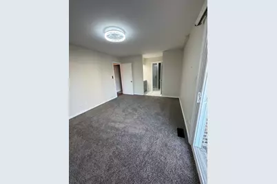 1820 W Surrey Park Lane #1B, Arlington Heights, IL 60005 - Photo 13