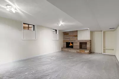 [Address not provided], Des Plaines, IL 60016 - Photo 13