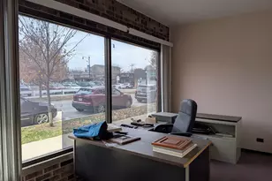 11107-09 S St Louis Ave, Chicago, IL 60655 - Photo 9