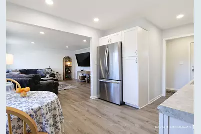 623 Kenilworth Street, Grayslake, IL 60030 - Photo 7