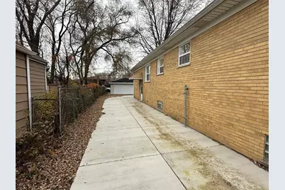 494 Buffalo Avenue, Calumet City, IL 60409 - Photo 37