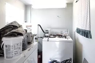 3601 W 58th Pl, Chicago, IL 60629 - Photo 13