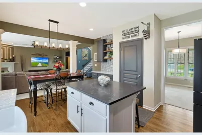 3121 Drury Lane, Carpentersville, IL 60110 - Photo 17