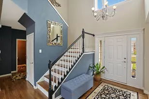 3121 Drury Ln, Carpentersville, IL 60110 - Photo 5