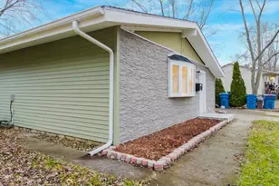 22339 Strassburg Ave, Sauk Village, IL 60411 - Photo 25