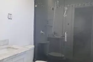 7 Wildwood Rd, Elk Grove Village, IL 60007 - Photo 5