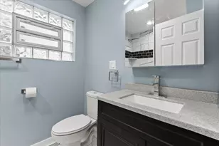 6831 S Winchester Ave, Chicago, IL 60636 - Photo 11