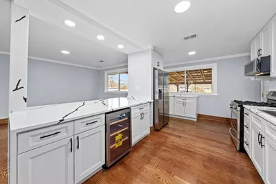 9254 Austin Avenue, Oak Lawn, IL 60453 - Photo 13