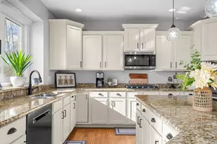 1072 Spring St, Yorkville, IL 60560 - Photo 13