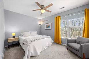 2077 Union Mill Dr, Aurora, IL 60503 - Photo 13