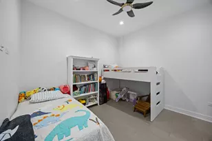 305 S Racine Ave, Chicago, IL 60607 - Photo 21