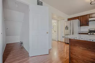 6743 Nantucket Ct, Gurnee, IL 60031 - Photo 13