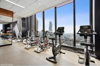 175 E Delaware Place #5609, Chicago, IL 60611 - Photo 25