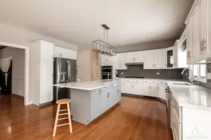 15141 Arbor Dr, Orland Park, IL 60467 - Photo 13