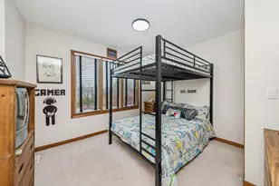 911 Hampton Dr, Carol Stream, IL 60188 - Photo 29