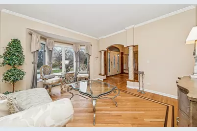 911 Hampton Drive, Carol Stream, IL 60188 - Photo 7