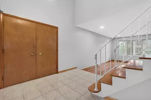 7245 N Kostner Ave, Lincolnwood, IL 60712 - Photo 5