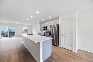 2463 Bella Dr, Pingree Grove, IL 60140 - Photo 9