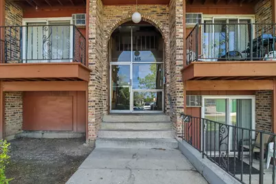 615 Hill Drive #303, Hoffman Estates, IL 60169 - Photo 3