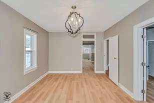 411 N Prairie Ave, Bradley, IL 60915 - Photo 7