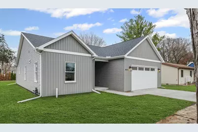 404 E Sherman Street, Saint John, IL 61873 - Photo 3