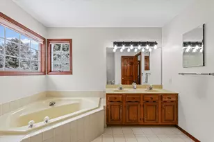 3 Earl's Ct, Bloomington, IL 61704 - Photo 35