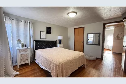 1016 Kingsway Avenue, Rockford, IL 61108 - Photo 11