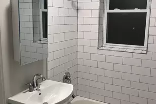 5526 N Artesian Ave, Chicago, IL 60625 - Photo 9