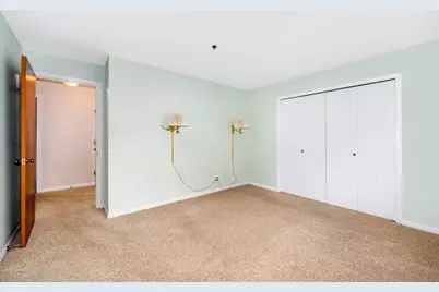 127 Acacia Circle #304, Indian Head Park, IL 60525 - Photo 17