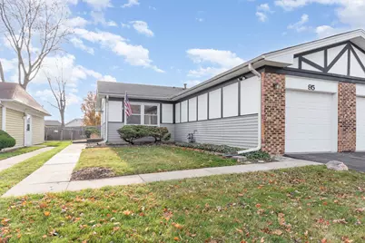 95 W Stevenson Drive, Glendale Heights, IL 60139 - Photo 1