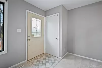 1009 Sutton Drive, Crystal Lake, IL 60014 - Photo 5