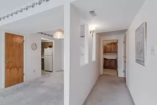 10416 Mansfield Ave, Oak Lawn, IL 60453 - Photo 7