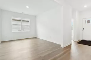 820 Mesa Ln, Pingree Grove, IL 60140 - Photo 7