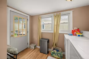 732 Park Ave, Sycamore, IL 60178 - Photo 11