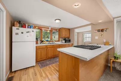 732 Park Avenue, Sycamore, IL 60178 - Photo 9