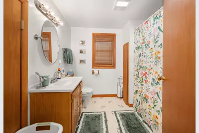 732 Park Avenue, Sycamore, IL 60178 - Photo 13