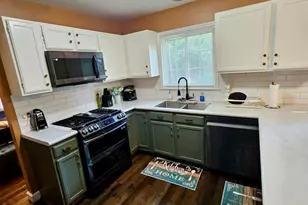 5469 Barnwood Dr, Gurnee, IL 60031 - Photo 5