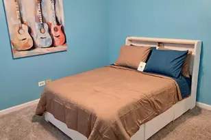 5469 Barnwood Dr, Gurnee, IL 60031 - Photo 9