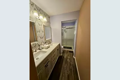 5469 Barnwood Drive, Gurnee, IL 60031 - Photo 13