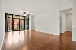 1235 S Prairie Ave, Chicago, IL 60605 - Photo 3