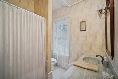 305 Oregon Avenue, West Dundee, IL 60118 - Photo 29