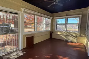 534 Lawn Dr, Loves Park, IL 61111 - Photo 3