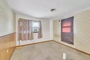 365 Oswego St, Park Forest, IL 60466 - Photo 17