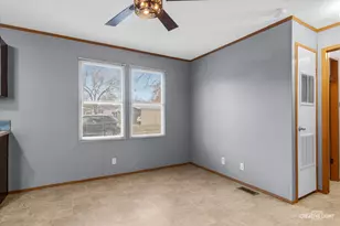 1101 Richard Rd, Elgin, IL 60123 - Photo 5