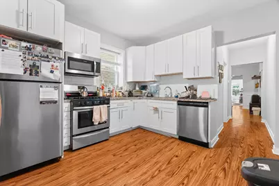 5039 W Cullom Avenue, Chicago, IL 60641 - Photo 9