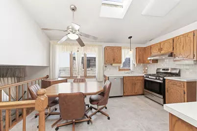 5841 W 75th Place, Burbank, IL 60459 - Photo 11