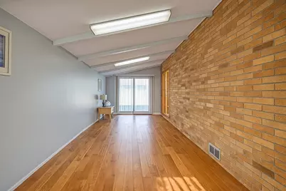 251 W Armitage Avenue, Elmhurst, IL 60126 - Photo 5
